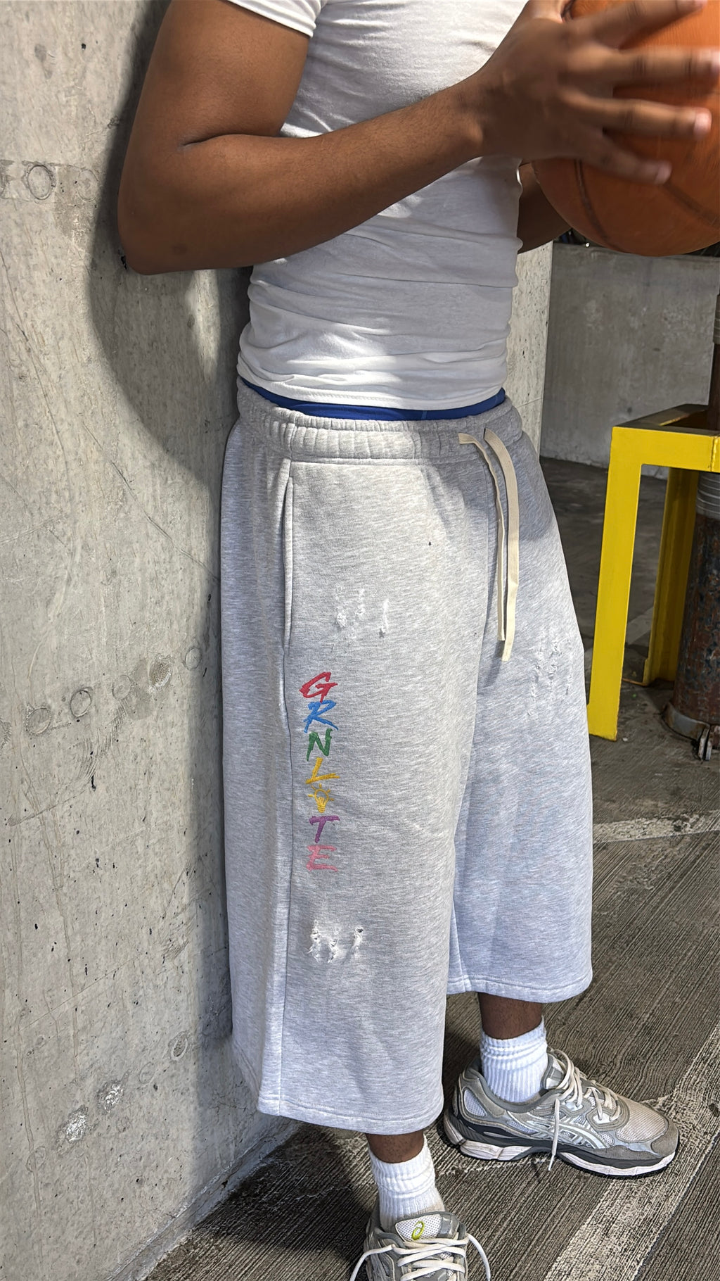 HOOP SHORTS (GRAY)